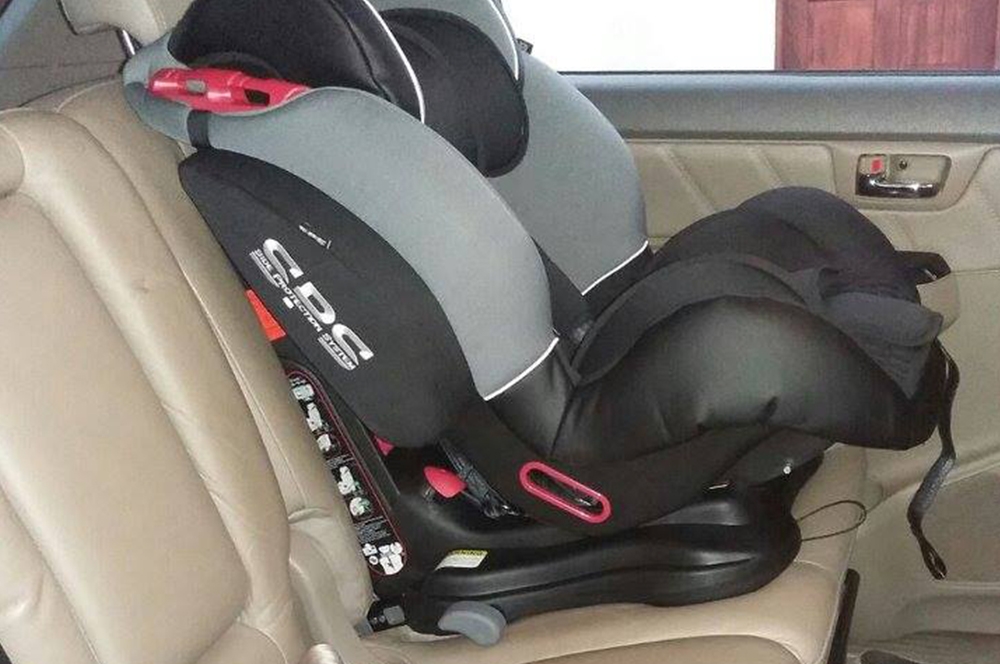 30% off on The Isofix Bracket Company Isofix Bracket for Babyseat