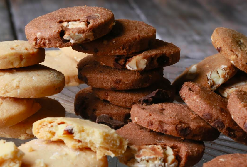 43 off on Wedgewood Pack of 10 Angels Nougat Biscuits (Great