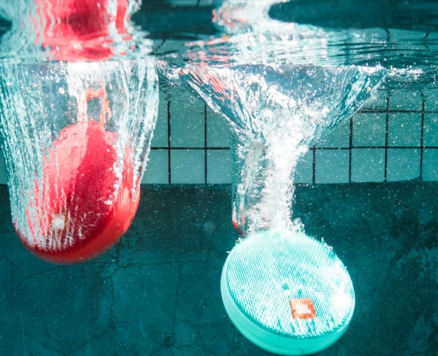 jbl clip 3 is it waterproof