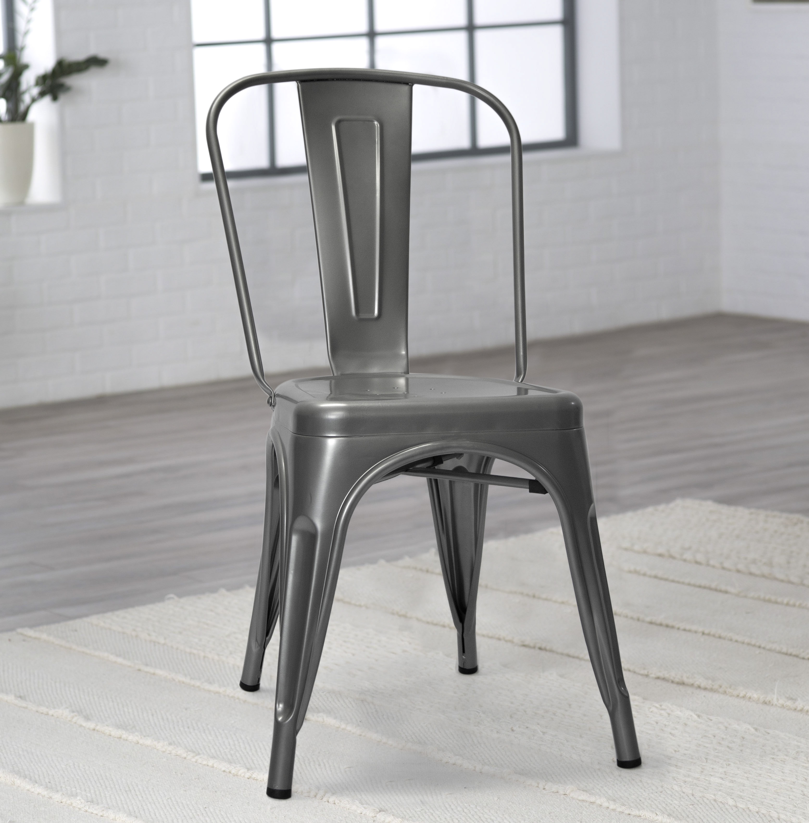 33 Off On Fine Living Silver Retro Metal Chair Onedayonly Co Za