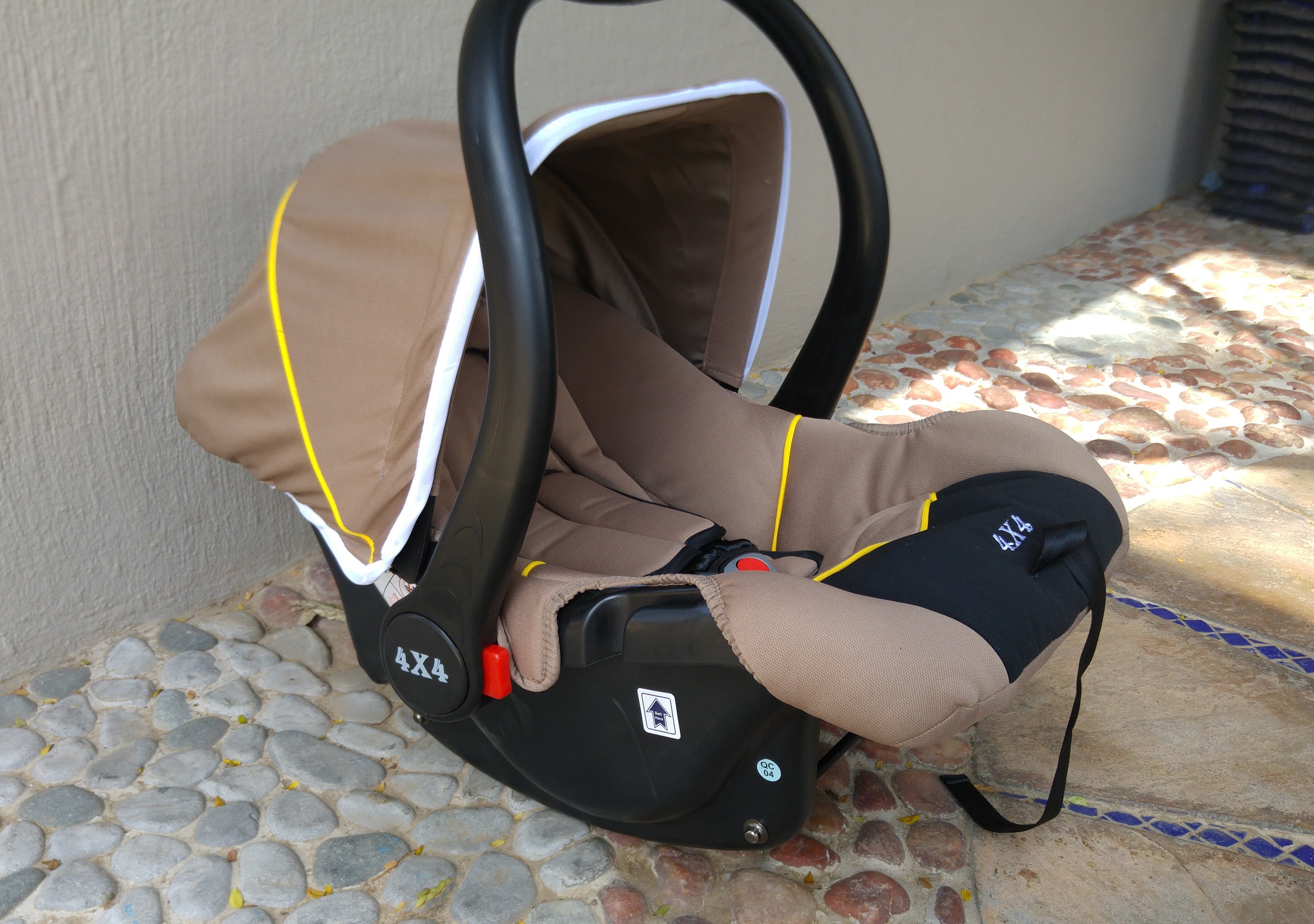 45 off on Jeep 4x4 Baby Car Seat with Side Impact Protection OneDayOnly.co.za
