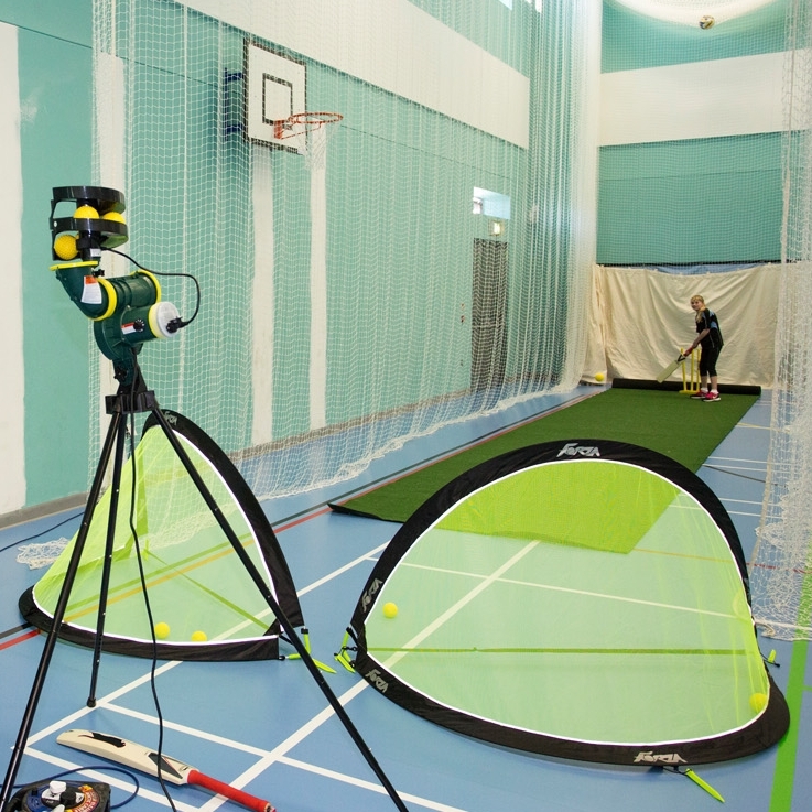 30 off on Paceman Bowling Machine with 12 Ball Feeder and Light Balls