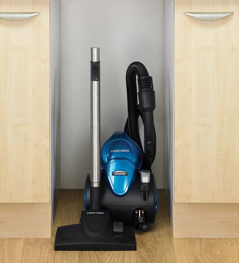 33 off on Black and Decker 2000W MultiCyclonic Bagless Vacuum Cleaner