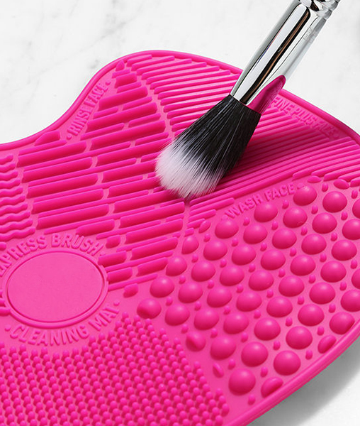 it makeup brush cleaner