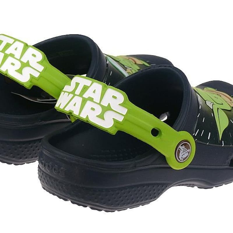 27% off on Crocs Kids Star Wars Yoda Clog (UK Size 6/7) | OneDayOnly.co.za
