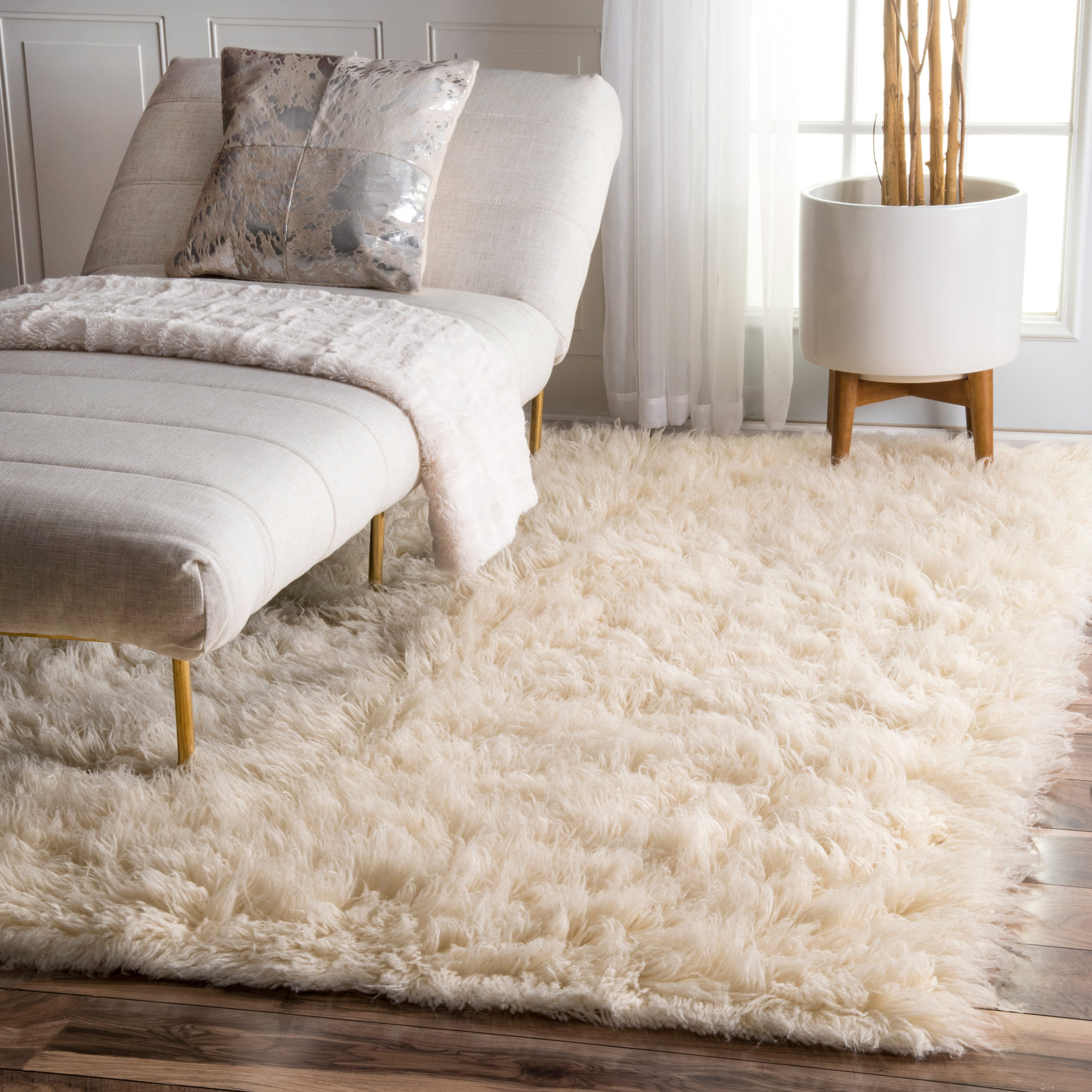 31 Off On Flokati Premium 100 Sheepskin Woolen Rug 4 Sizes Available Onedayonly Co Za