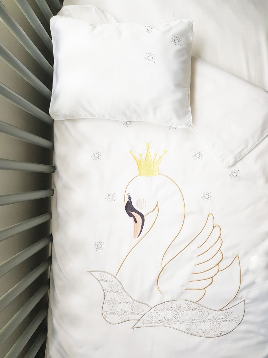 25 Off On Babes Kids 100 Egyptian Cotton Swan Cot Duvet Set
