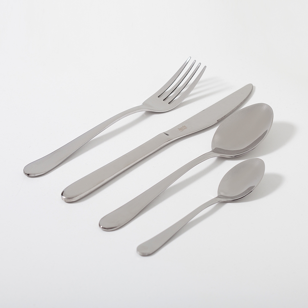 45 off on Jamie Oliver 24Piece Stainless Steel Everyday Cutlery Set