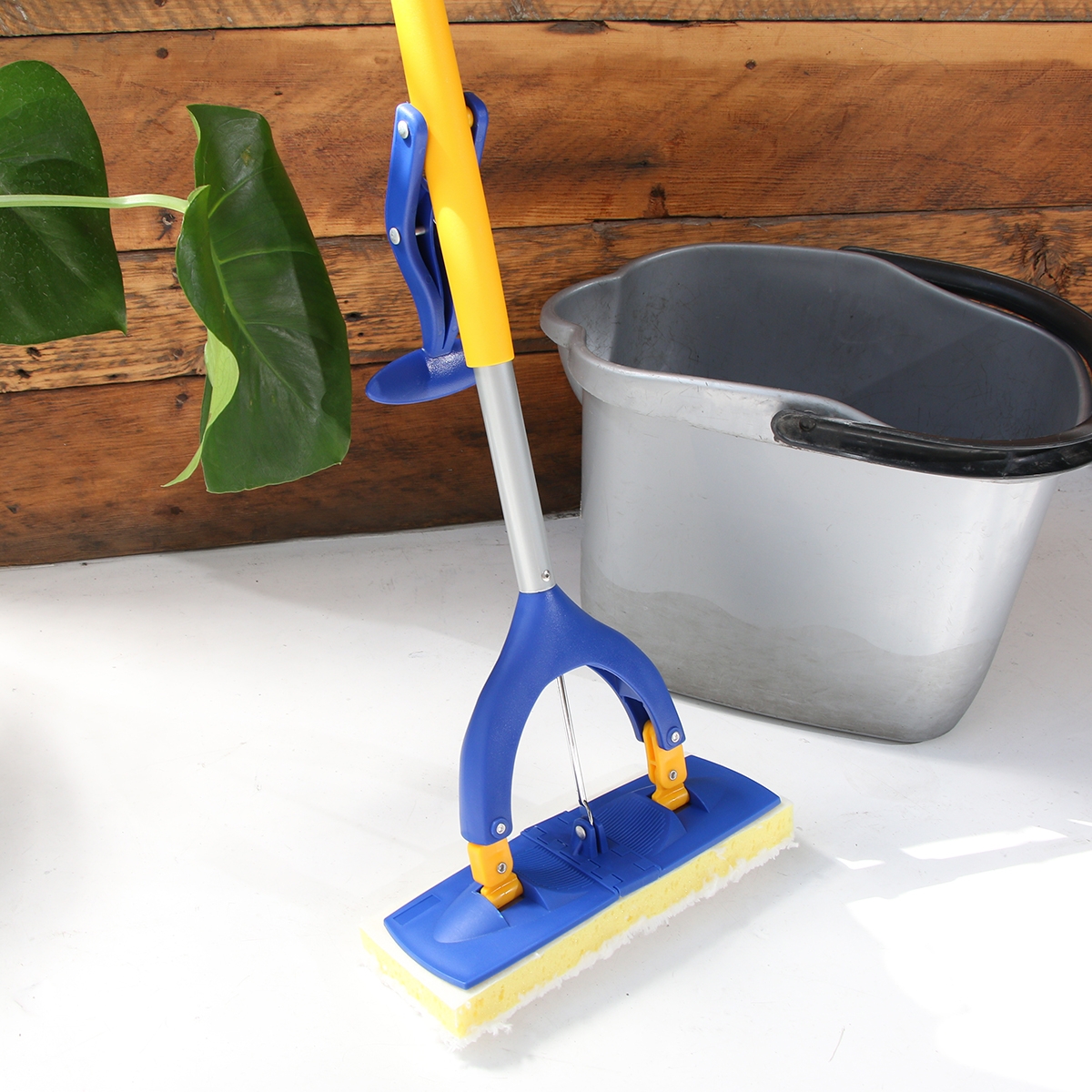 64 off on Microfibre Butterfly Mop