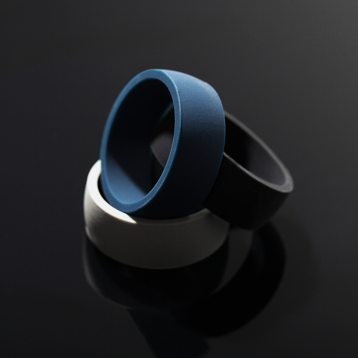 34 off on Pack of 3 Men's Silicone Rings