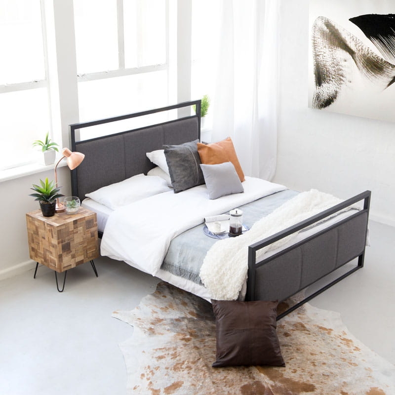 29 Off On Lara Contemporary Metal Bed Base Onedayonly Co Za