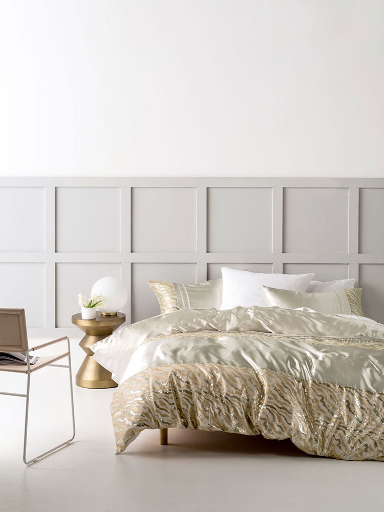 55 Off On Linen House Cleopatra Duvet Cover Set With Standard