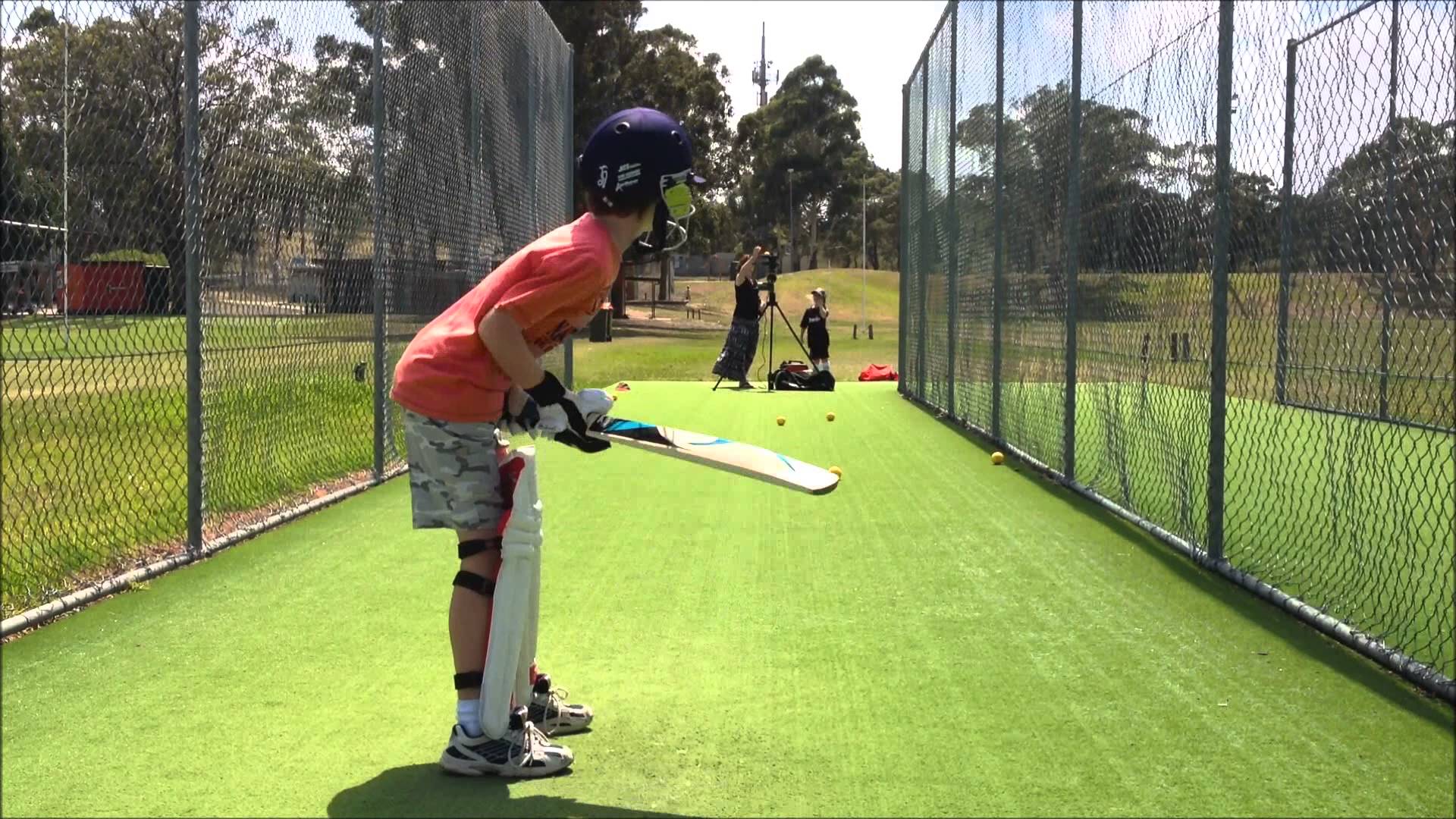 paceman dynamite bowling machine