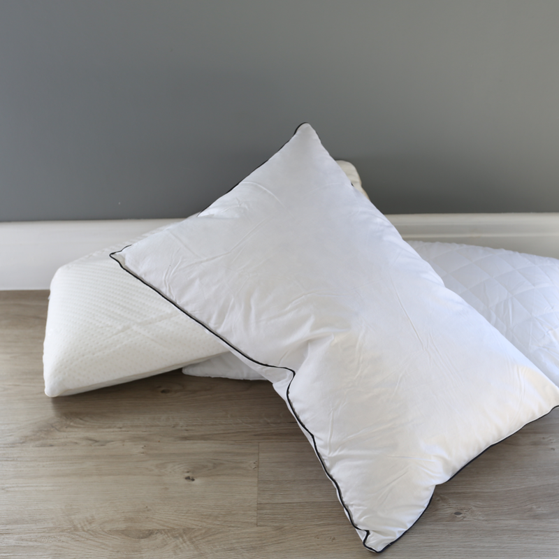 34 off on Simon Baker Standard Duck Feather Pillows (233 Thread Count