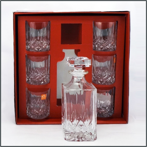 44 off on RCR Crystal Aurea Opera 750ml Whiskey Decanter 7 Piece Set