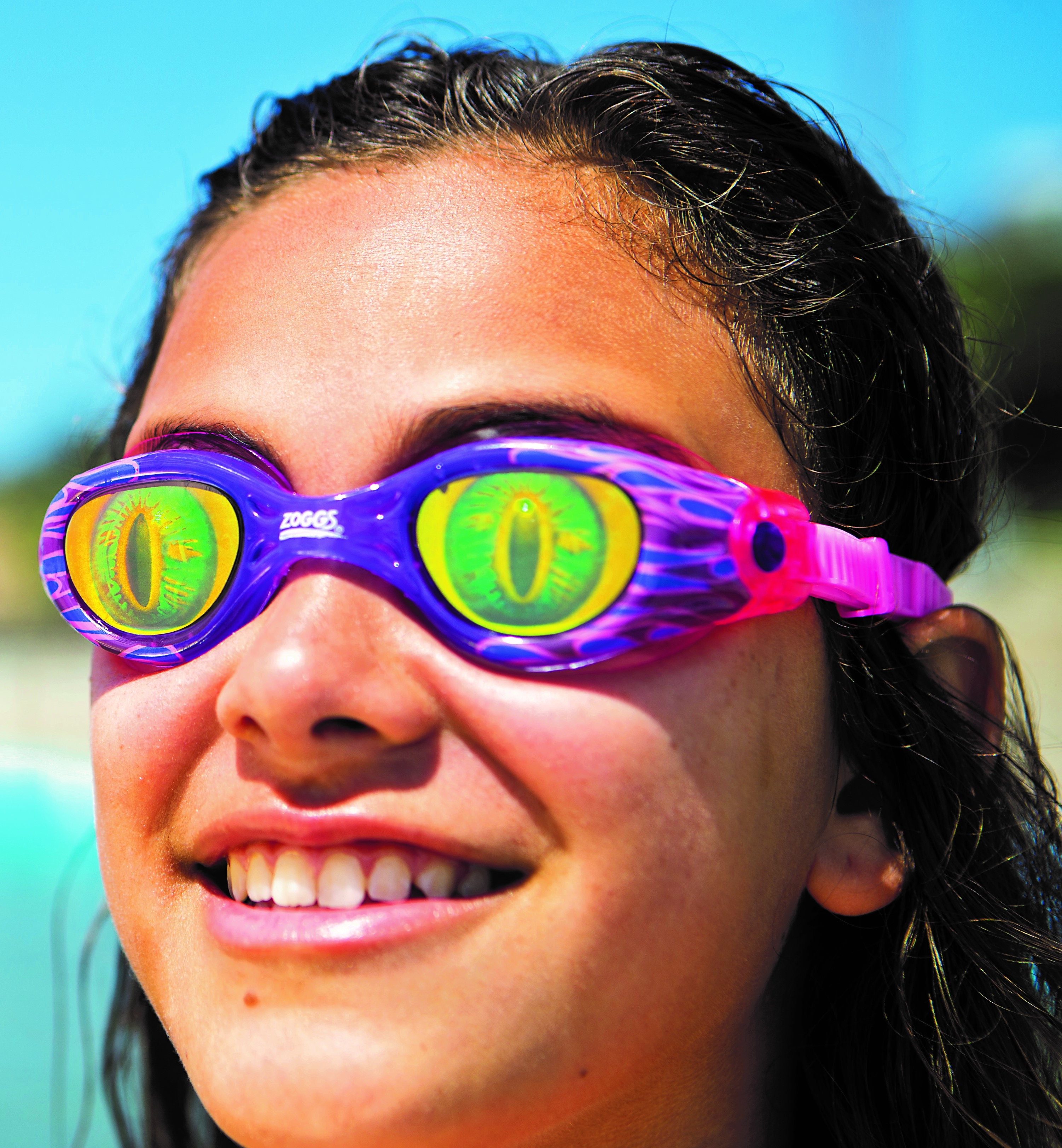 holographic swimming goggles