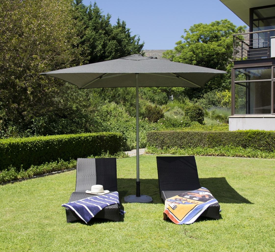 33 Off On Coolaroo Commercial 2 5m Square Umbrella Onedayonly Co Za