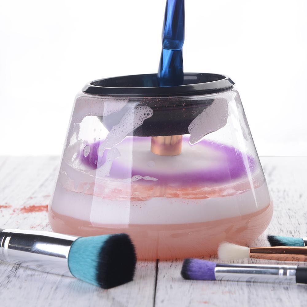 70% off on Instant & Easy Make-Up Brush Cleaner & Dryer