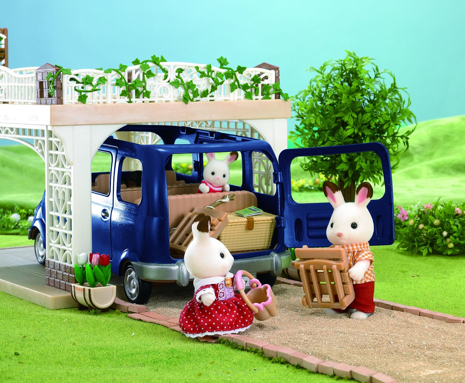 sylvanian families seven seater car