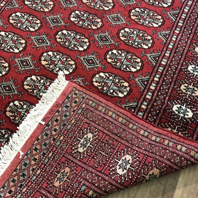 33 off on Prime Persian Authentic Karachi Bokhara Carpet in Red (More